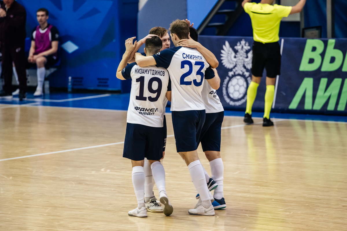 «ФАКЕЛ ЯМАЛ» вышел в плей-офф Высшей лиги